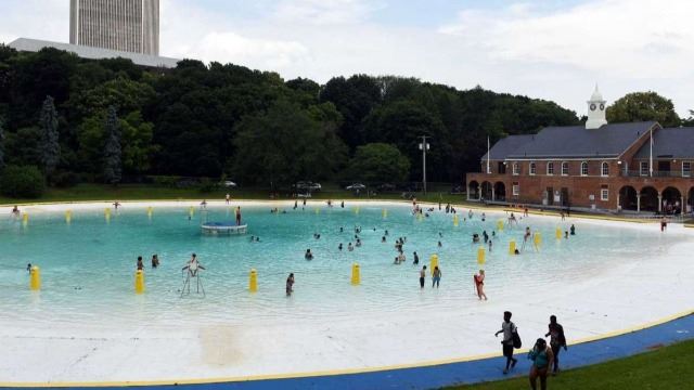 Lincoln Pool