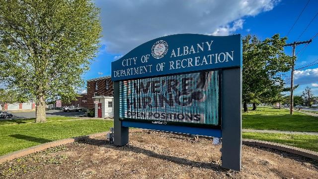 Albany Rec Sign